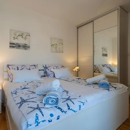 Apartament Khaleesi With Sea View