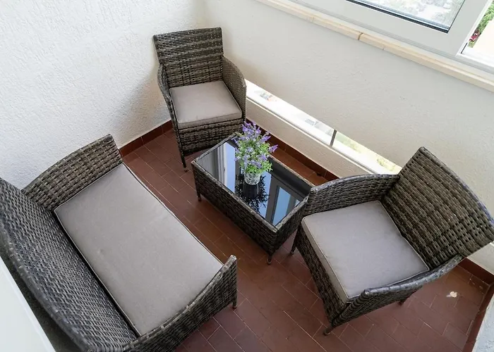 Apartman Khaleesi With Sea View