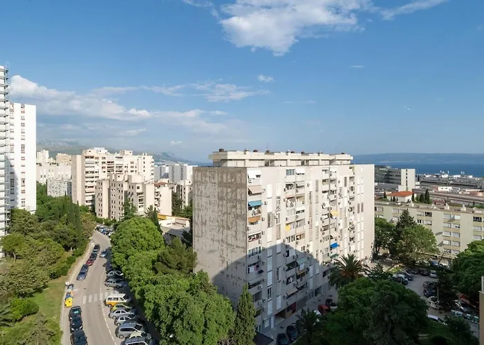 Apartman Khaleesi With Sea View
