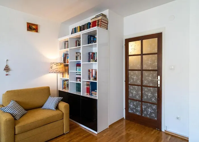 Khaleesi With Sea View Apartman